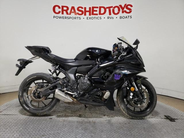 Yamaha Yzfr7 (2022)