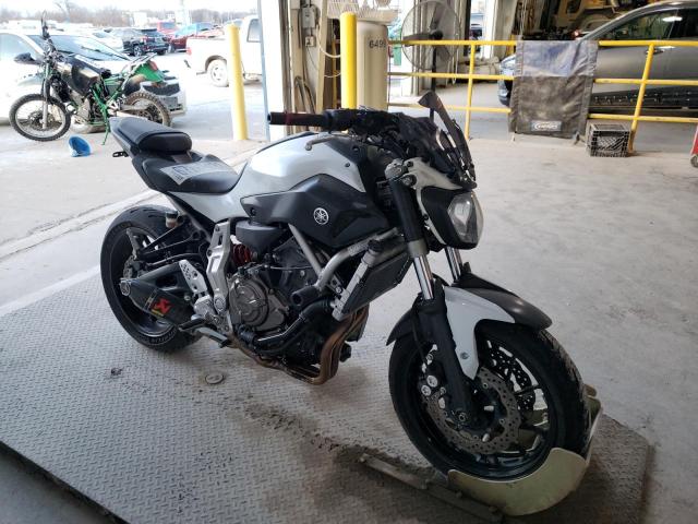Yamaha Fz07 (2015)