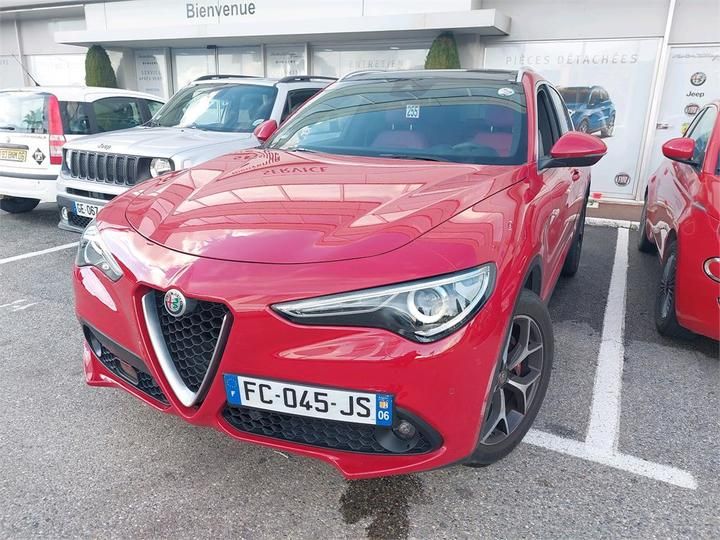 Alfa-romeo Stelvio (2018)