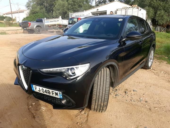 Alfa-romeo Stelvio (2019)