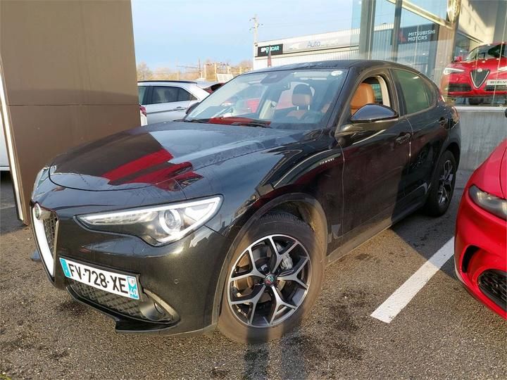 Alfa-romeo Stelvio (2020)