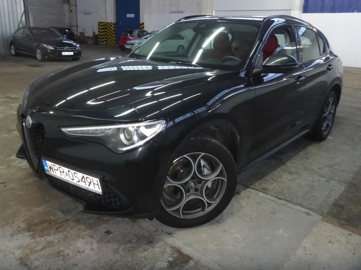 Alfa-romeo Stelvio (2020)