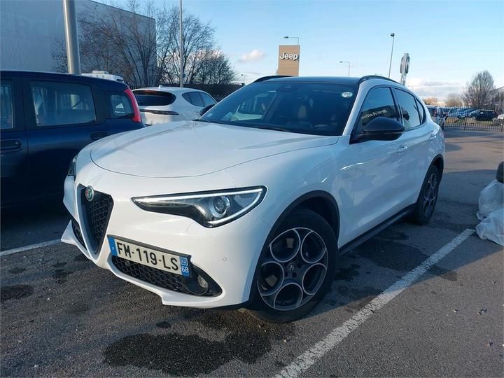 Alfa-romeo Stelvio (2019)
