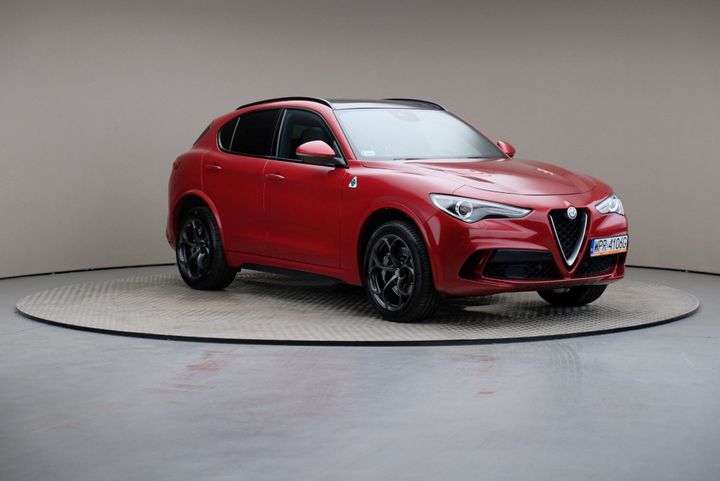 Alfa-romeo Stelvio (2019)