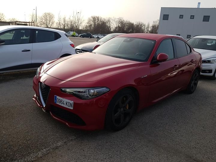 Alfa-romeo Giulia (2017)