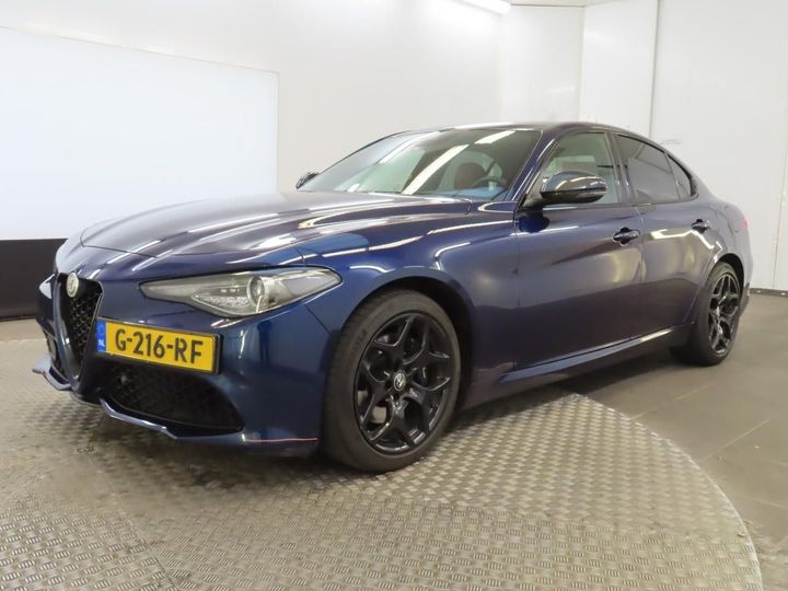 Alfa-romeo Giulia (2019)