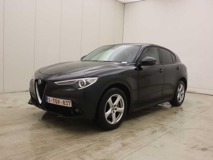 Alfa-romeo Stelvio (2018)