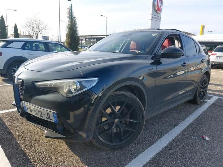 Alfa-romeo Stelvio (2021)