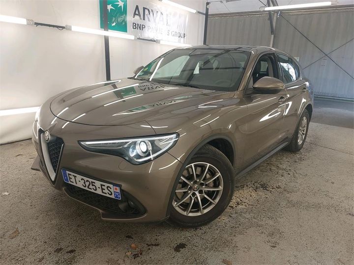 Alfa-romeo Stelvio (2018)
