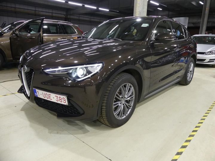 Alfa-romeo Stelvio (2018)