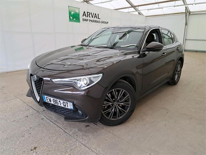 Alfa-romeo Stelvio (2018)