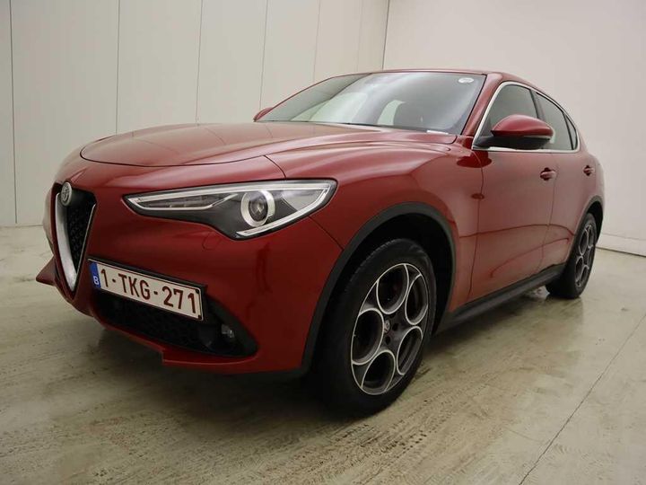 Alfa-romeo Stelvio (2017)