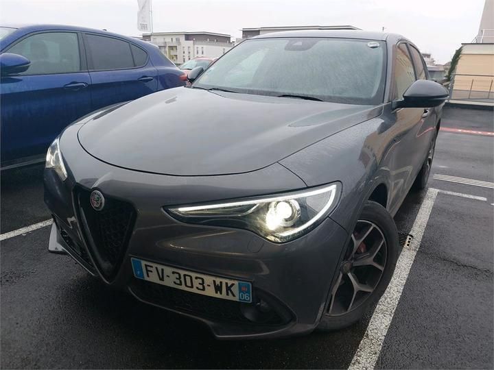 Alfa-romeo Stelvio (2020)