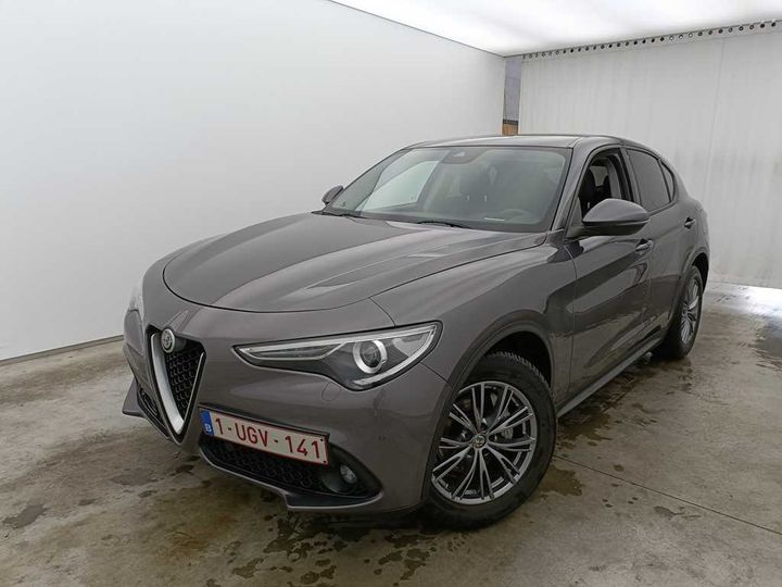 Alfa-romeo Stelvio &#3917 (2018)