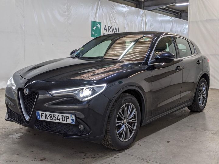 Alfa-romeo Stelvio (2018)