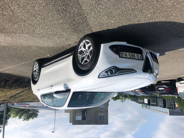 Alfa-romeo Stelvio (2018)