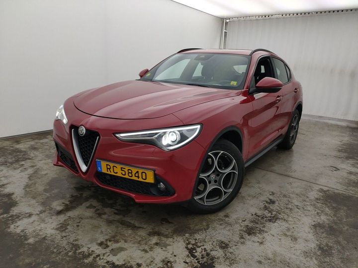 Alfa-romeo Stelvio (2018)