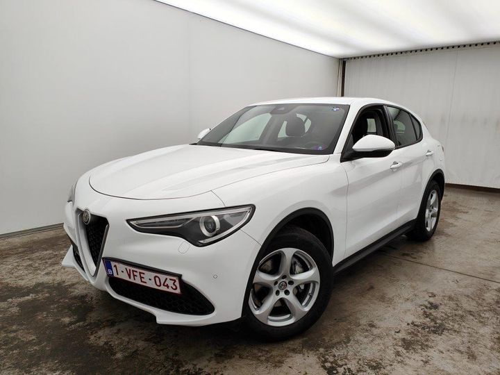 Alfa-romeo Stelvio '17 (2018)