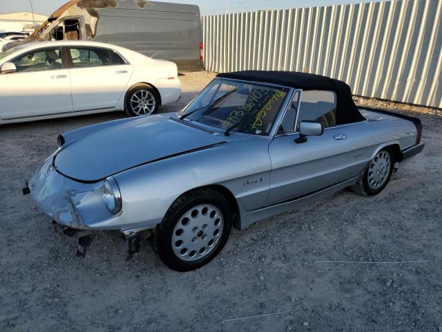Alfa-romeo Spider qua (1987)