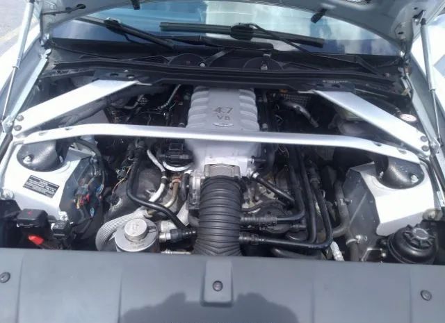 Aston-martin Vantage 2010