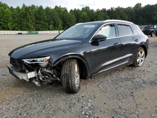 Audi E-tron pre (2019)