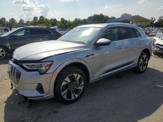 Audi E-tron pre (2022)