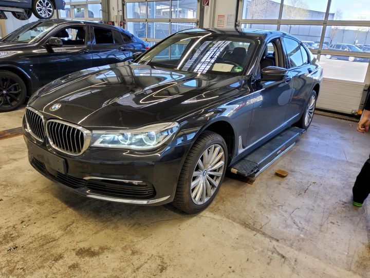 Bmw 750i (2015)