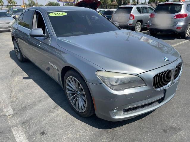 Bmw 740 i (2012)
