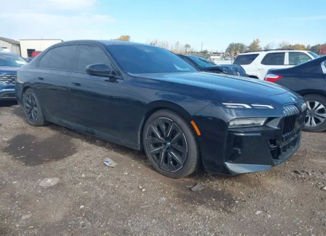 Bmw 760 (2023)