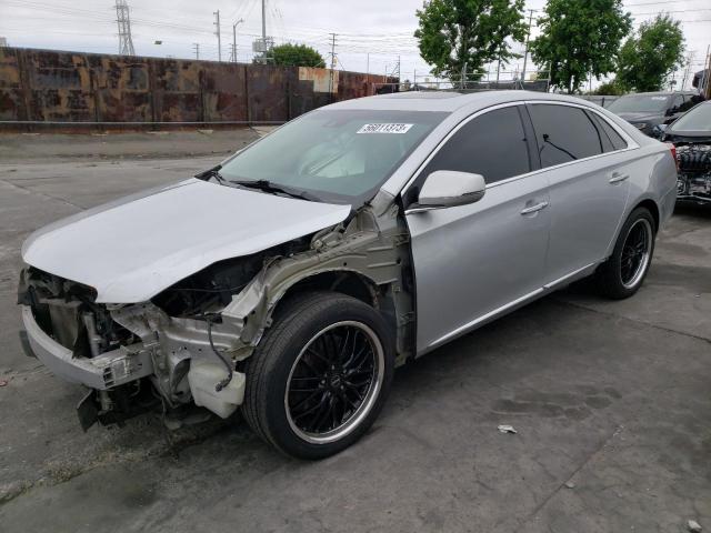 Cadillac Xts luxury (2014)