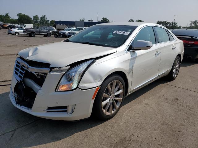 Cadillac Xts luxury (2013)