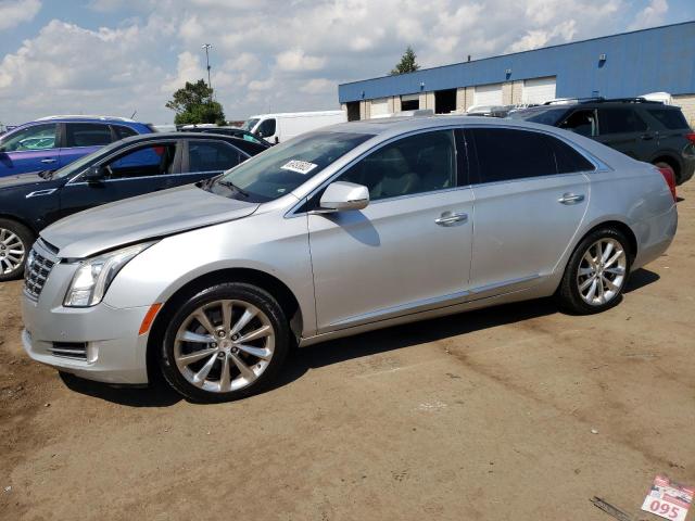 Cadillac Xts luxury (2013)