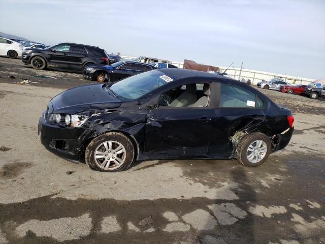 Chevrolet Sonic ls (2012)