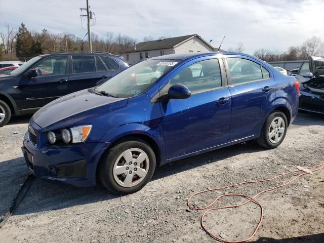 Chevrolet Sonic ls (2013)