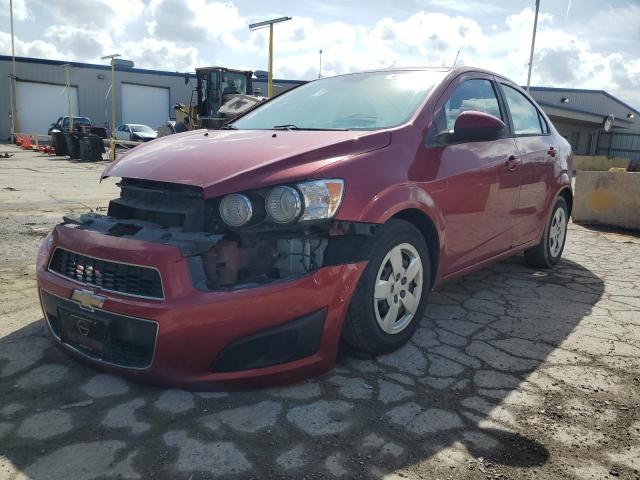 Chevrolet Sonic ls (2013)