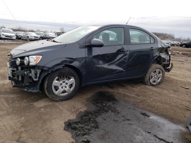 Chevrolet Sonic ls (2014)