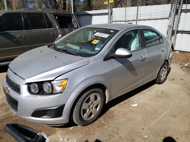 Chevrolet Sonic ls (2015)