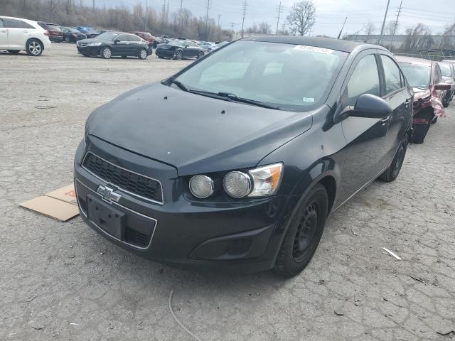 Chevrolet Sonic ls (2013)