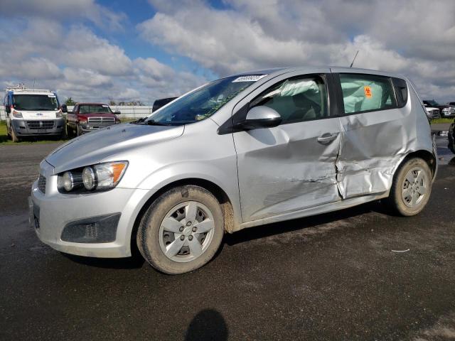Chevrolet Sonic ls (2014)