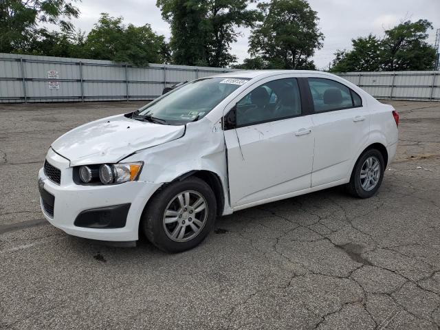 Chevrolet Sonic ls (2012)