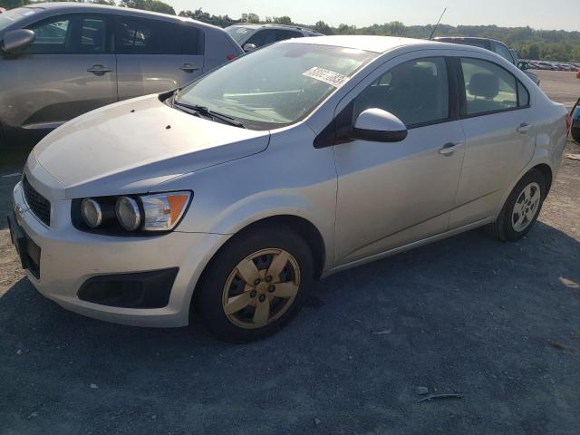 Chevrolet Sonic ls (2014)
