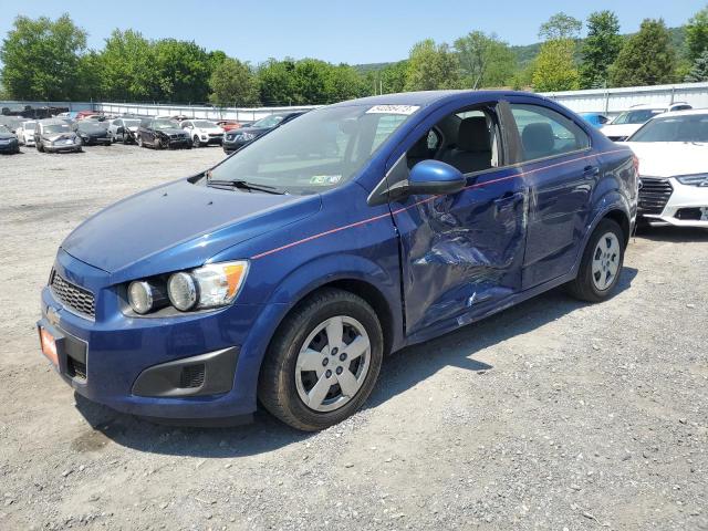 Chevrolet Sonic ls (2013)