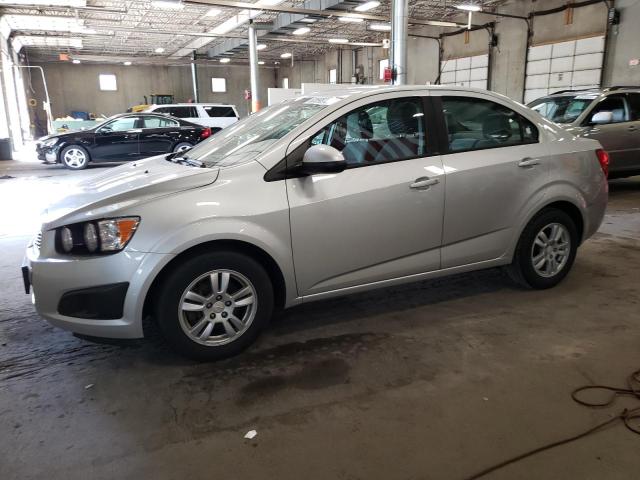 Chevrolet Sonic ls (2012)
