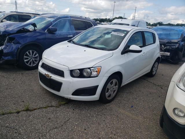 Chevrolet Sonic ls (2015)