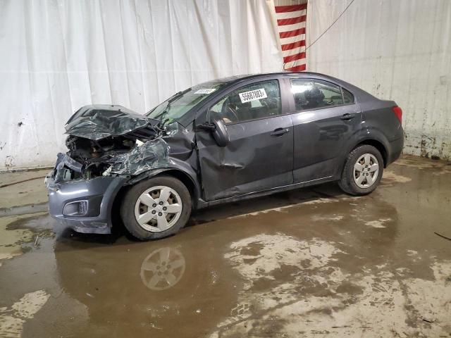 Chevrolet Sonic ls (2016)