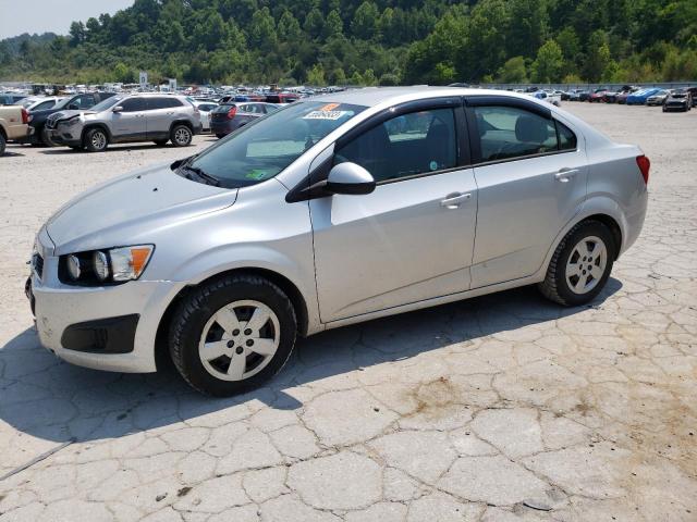 Chevrolet Sonic ls (2016)