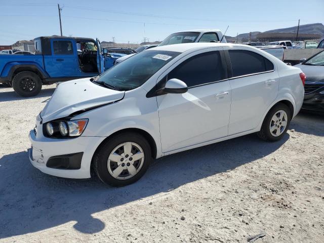 Chevrolet Sonic ls (2013)
