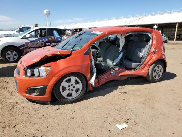 Chevrolet Sonic ls (2013)