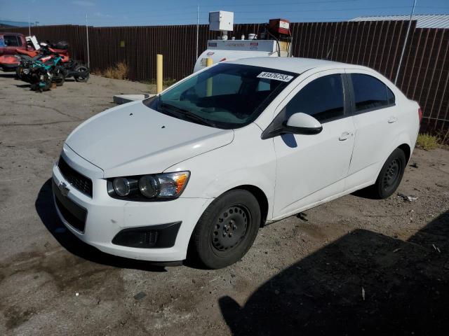 Chevrolet Sonic ls (2014)