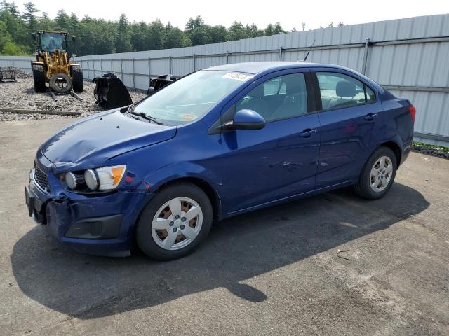 Chevrolet Sonic ls (2013)